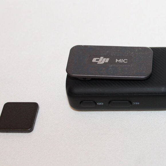 2023 DJI Mic ASBO1 Wireless Microphone - Picture 11 of 12